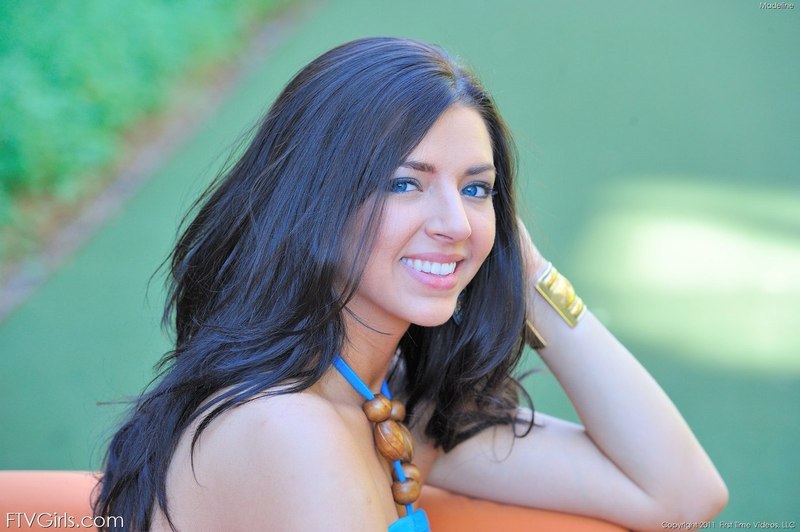 Jenya D in 'Jenya D in Etendos for Metart' via - 02 Jenya D in 'Jenya D in Etendos for Metart' via - 02